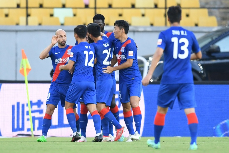 沪媒：受疫情影响，申花、海港出战中超时恐怕会遇到一定困难