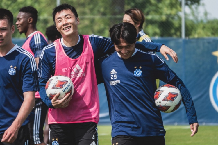 李磊：和日韩队友英语交流 希望国内年轻球员能先来国外二流联赛