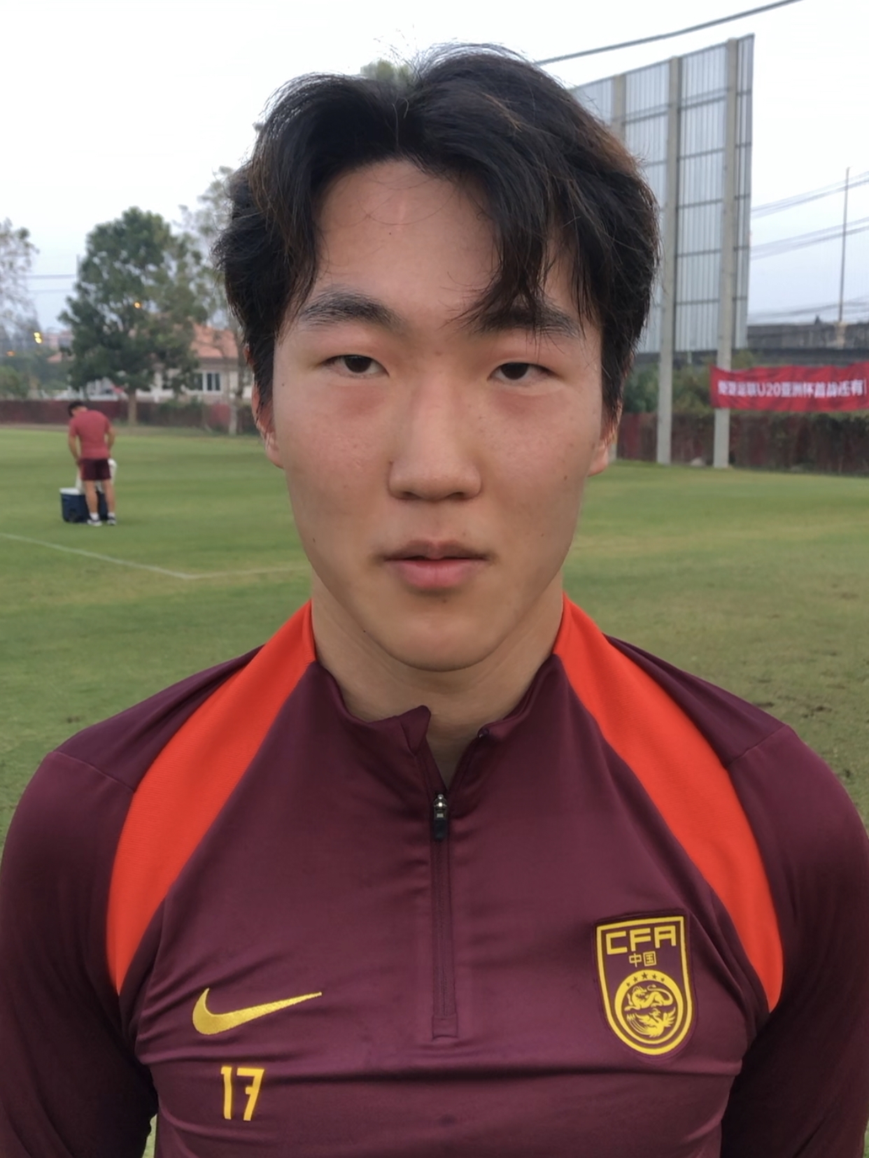 直播吧采访U20国青陈仕晗：泰国队脚下很灵敏我日常更多踢边锋