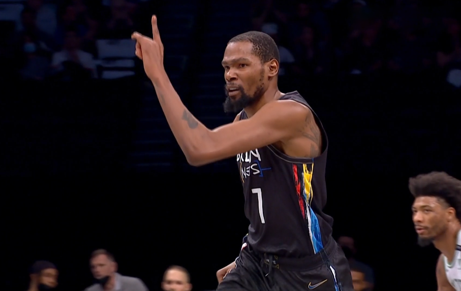 KD季后赛13次40平张伯伦和科比在NBA历史上排名第五
