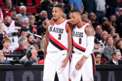 NBA常规赛开拓者112-107小胜公牛豪取主场6连胜 利拉德22+10 拉文30+6