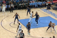 NBA常规赛独行侠104-96灰熊 东契奇26分8篮板7助攻杰克逊26分7篮板