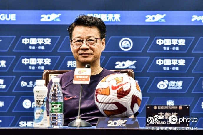 吴金贵：球队人员非常吃紧亚运队首轮大胜振奋人心