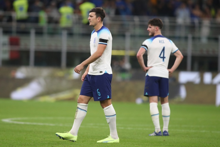 英格兰0-1意大利评分：凯恩马奎尔6分，斯特林萨卡5分，两人8分
