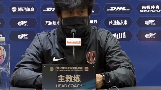 徐正源：在被罚下一人之后球员们仍然保持了冷静，想为他们鼓掌