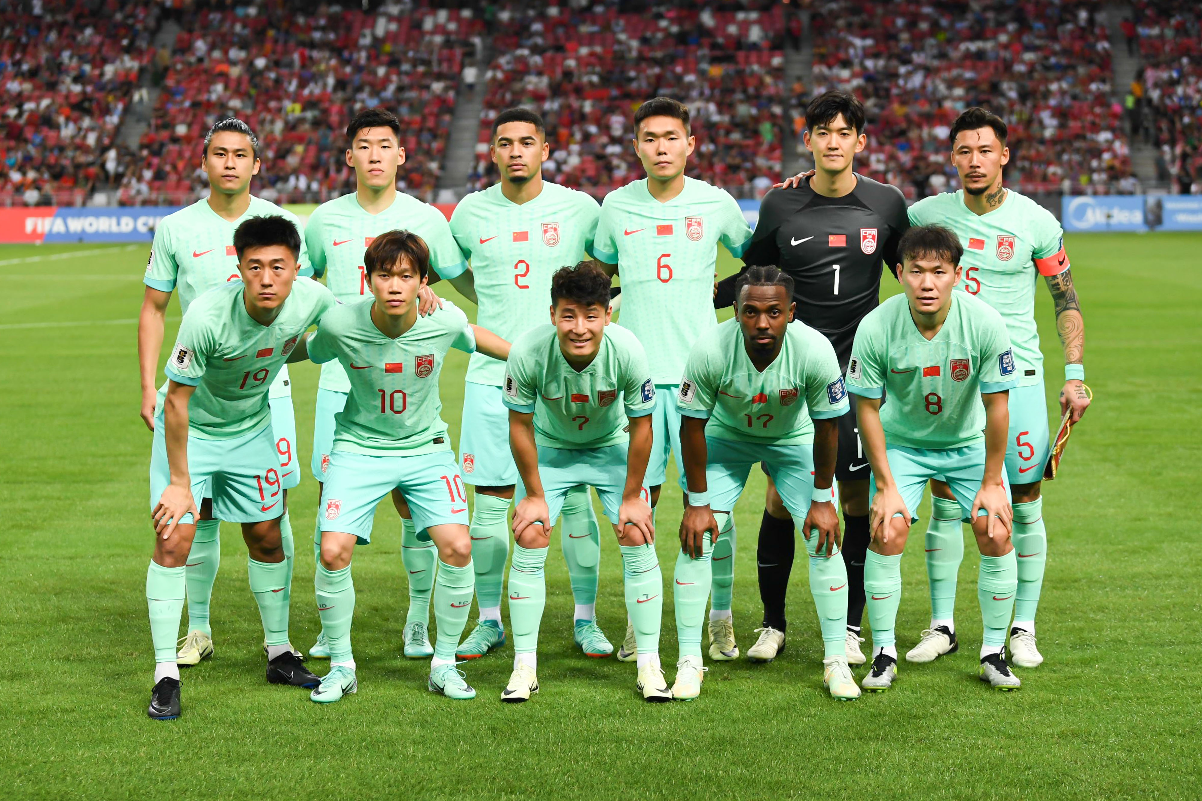 媒体人：国足踢了20多分钟好球，几个新人有不足但踢得还不错