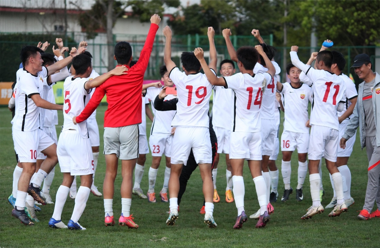 青少赛高中U17组预选赛第二阶段结束，海港U17获昆明赛区第一