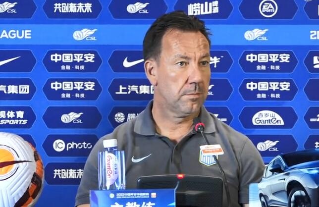 范加斯特：与大连人的U23争议还没结果 泰山两球员停赛影响不大
