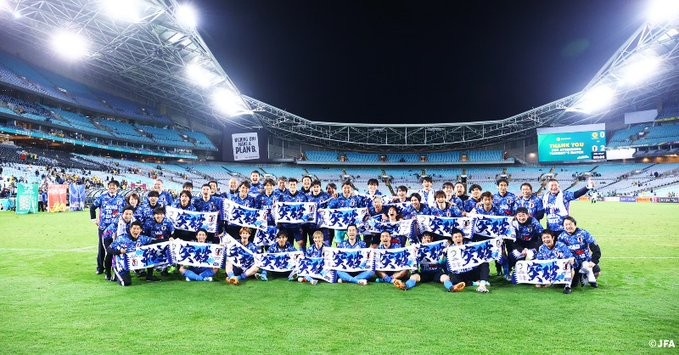 这签名保真吗？日本vs越南将抽取250