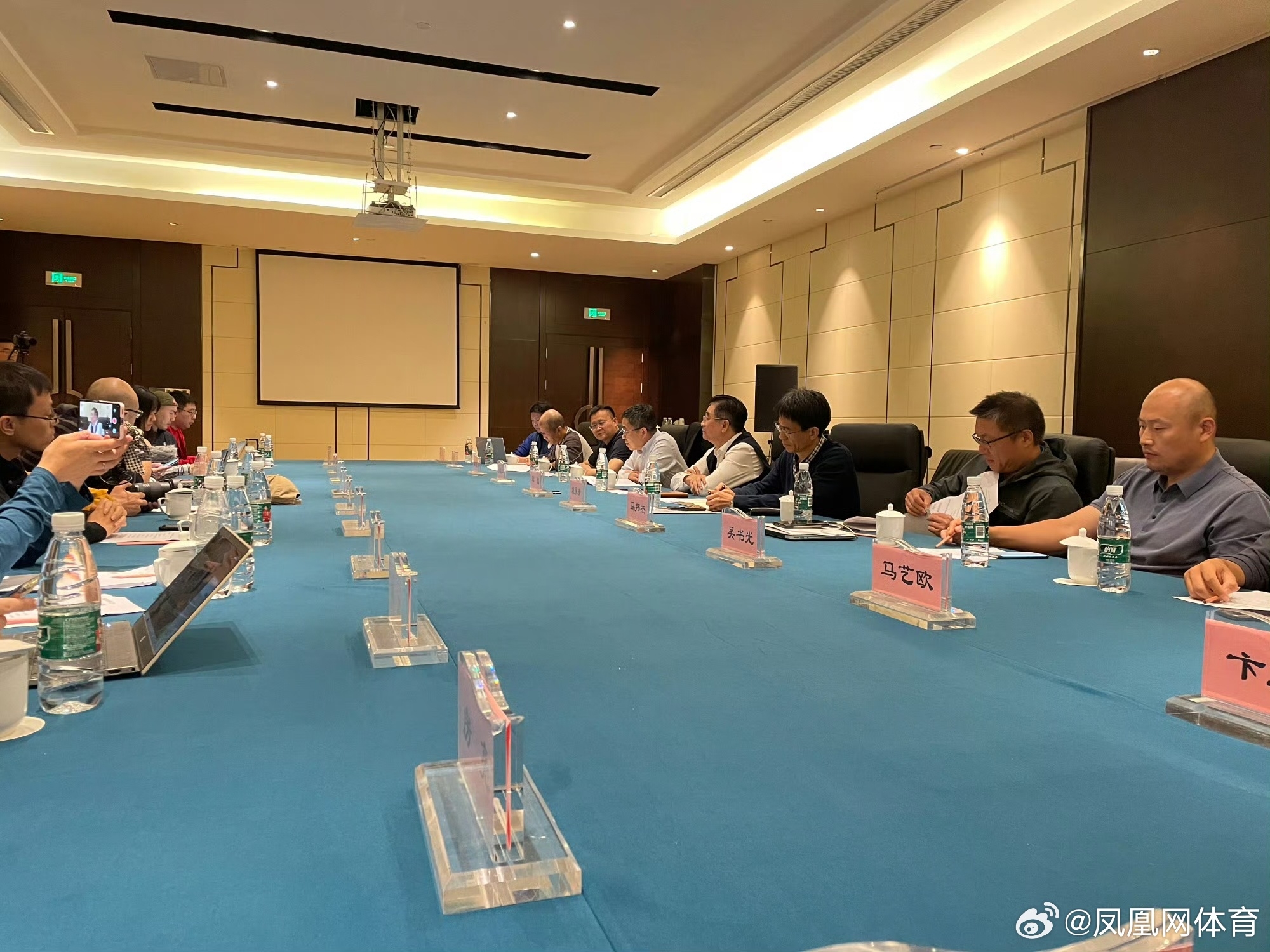 宋凯：足球上不去，不算体育强国塞尔维亚输球都哭了，我们呢