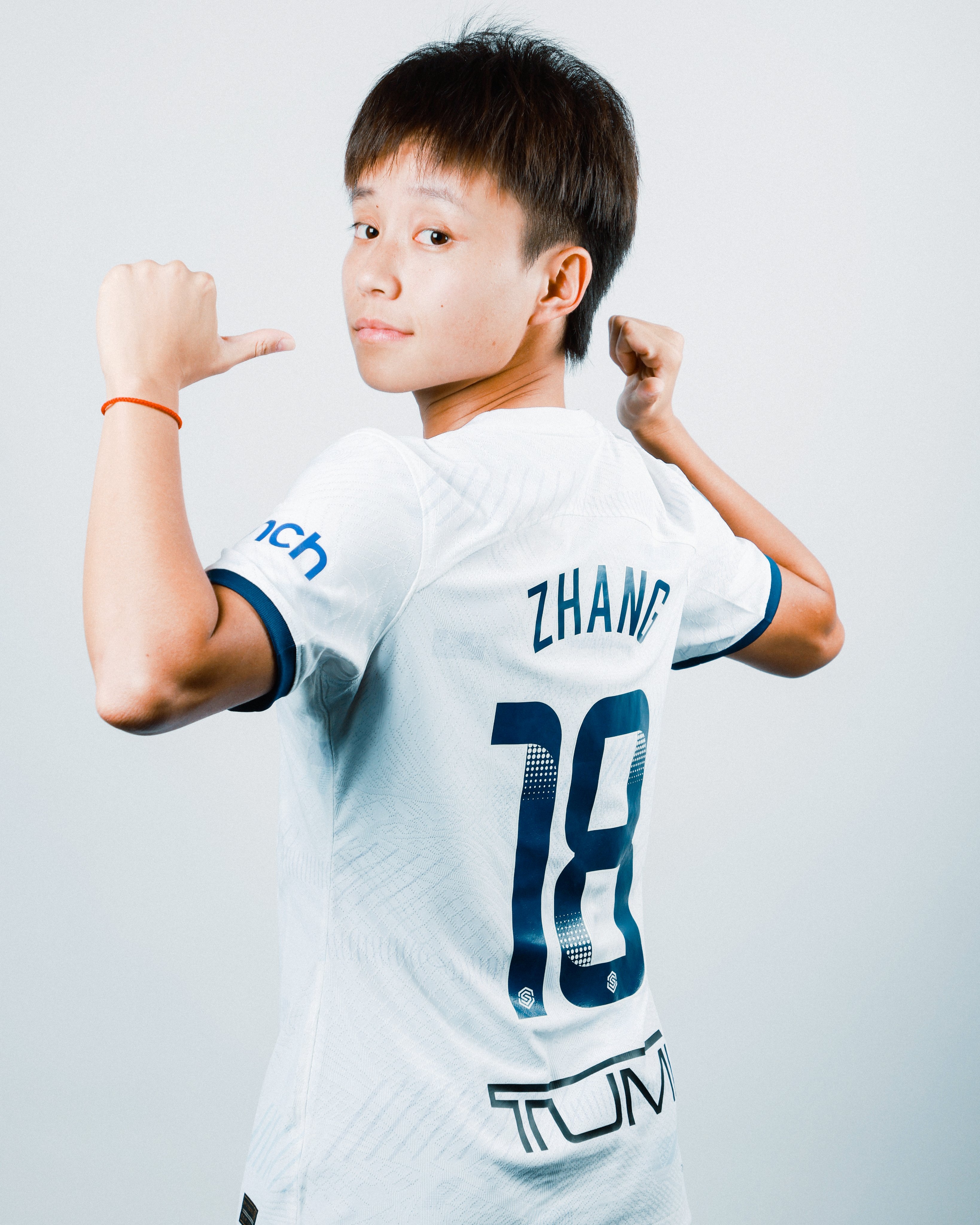 北青：张琳艳李梦雯均在足总杯登场，15日女足英超有望迎中国德比