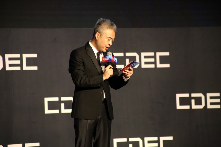 东体：段暄以经纪人身份向刘爱杰行贿推荐冬奥转项运动员