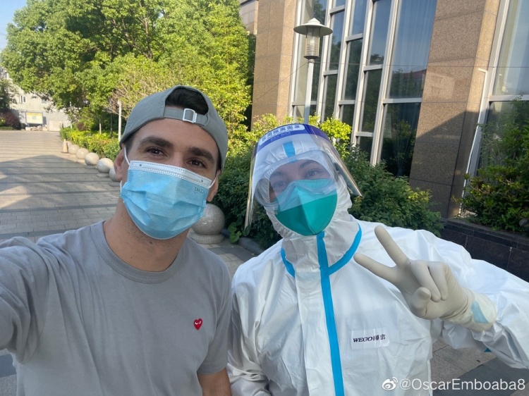 海港外援奥斯卡解除隔离：感谢大家的理解与陪伴，队友们我来啦