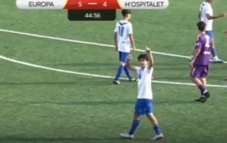 中国足球小将上演“西班牙德比”：汪