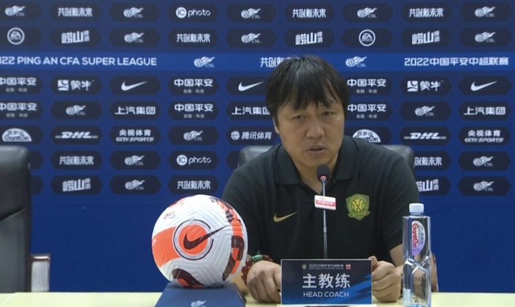 谢峰：上半场踢得不好&中场盯人不紧 张玉宁对球队非常重要