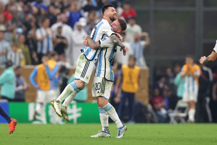 阿根廷视频分析师：梅西需要优秀的中
