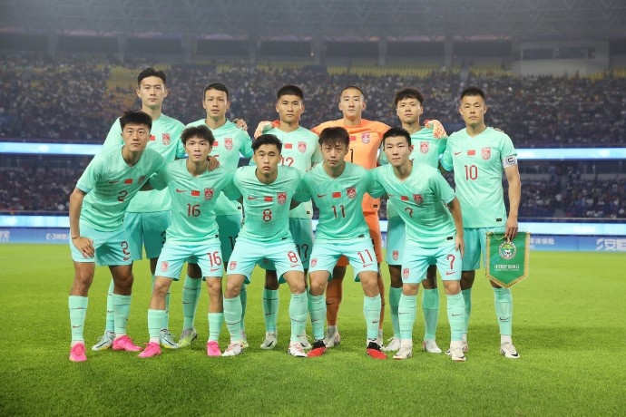 久尔杰维奇：我非常满意本场比赛朱辰杰的伤势不太严重