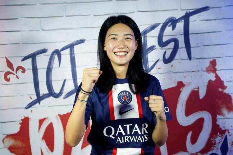 杨莉娜：和其他的留洋球员一直保持着联系 在巴黎会努力超越自己