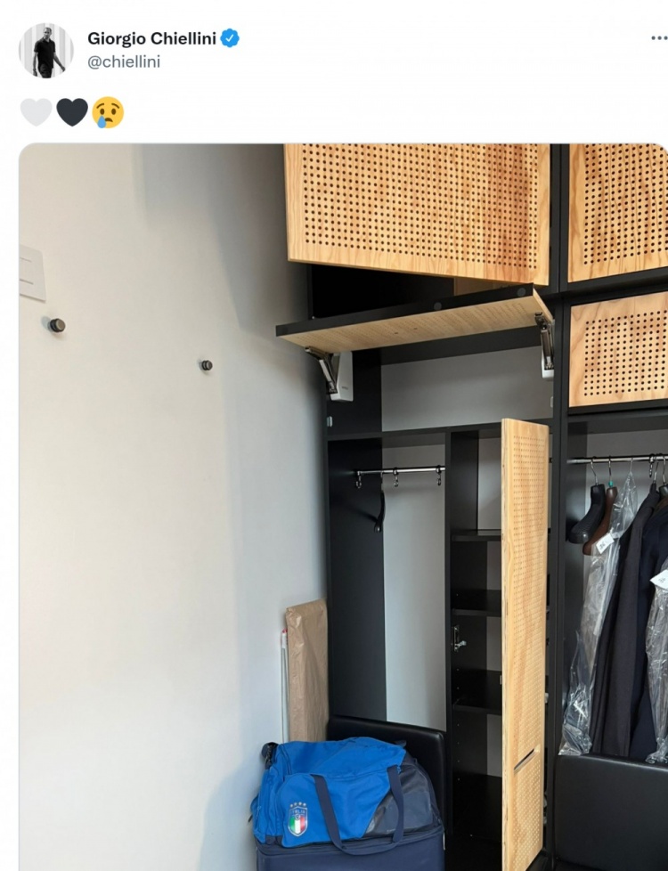 依依不舍，基耶利尼晒清空尤文衣柜照片：