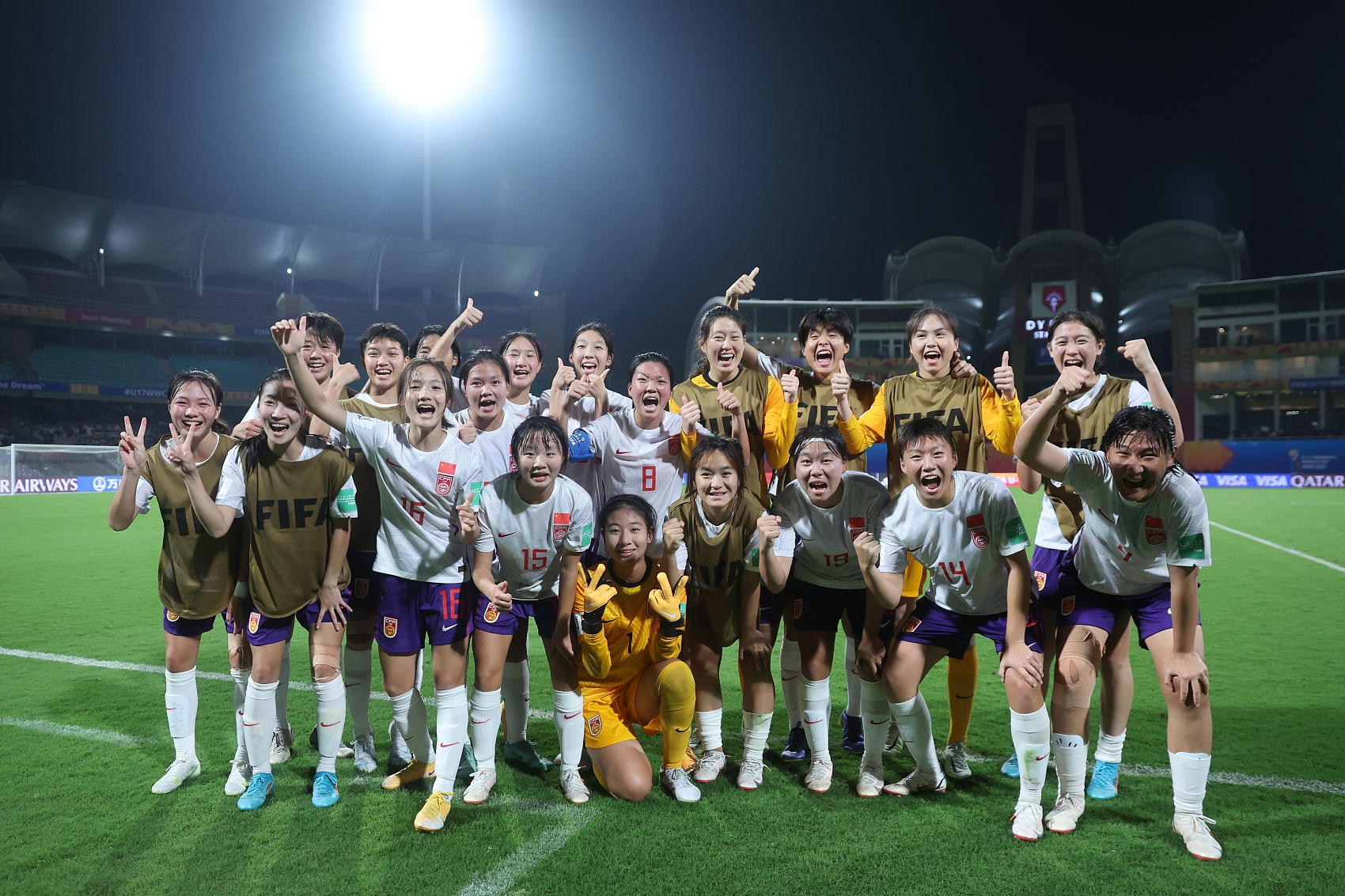 【足坛图志】又美又飒！取首胜，U17铿锵小玫瑰们的赛场照
