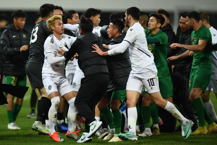 韩媒：中泰足球间的竞争演变成亚冠斗