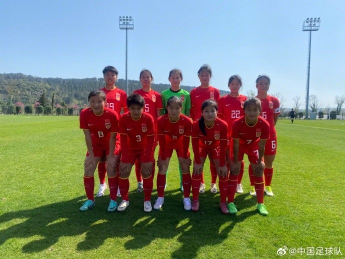 李润怡头球破门，中国U15女足选拔队12不敌巴拉圭队