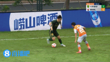 老本行！于大宝禁区推射破门，国安2-0领先深圳