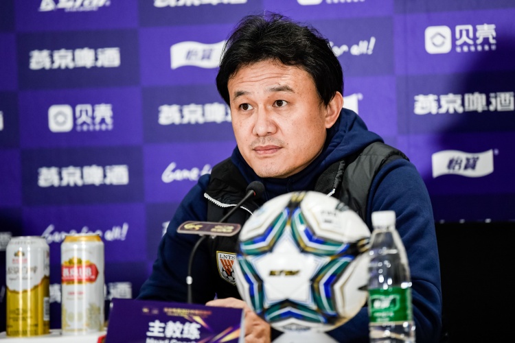 郝伟：泰山队还没有完全达到预期，只能说逐步向好的方向发展