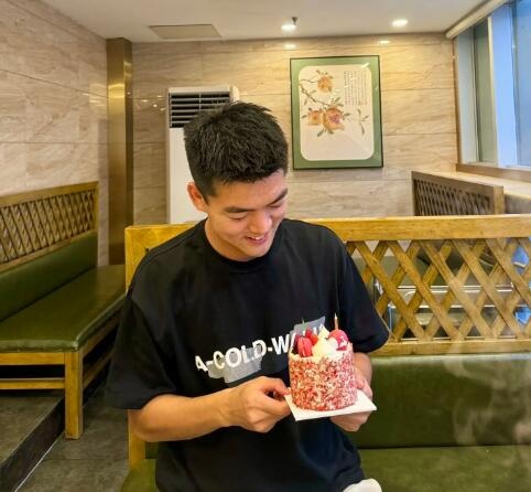 要走了南通球迷留言欢迎梁少文加盟，后者“比心”回应