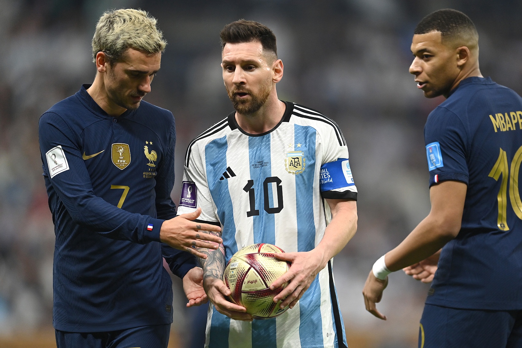阿根廷vs法国半场数据：法国0射门！阿根廷6射门&6成控球率