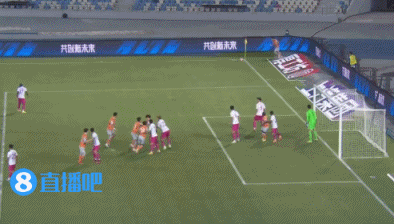 半场-申花暂0-0深圳 双方共计2脚打门均为任意球