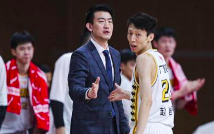 李春江争冠好消息！NBA总冠军巨星解除隔离，有望助男篮豪门夺冠