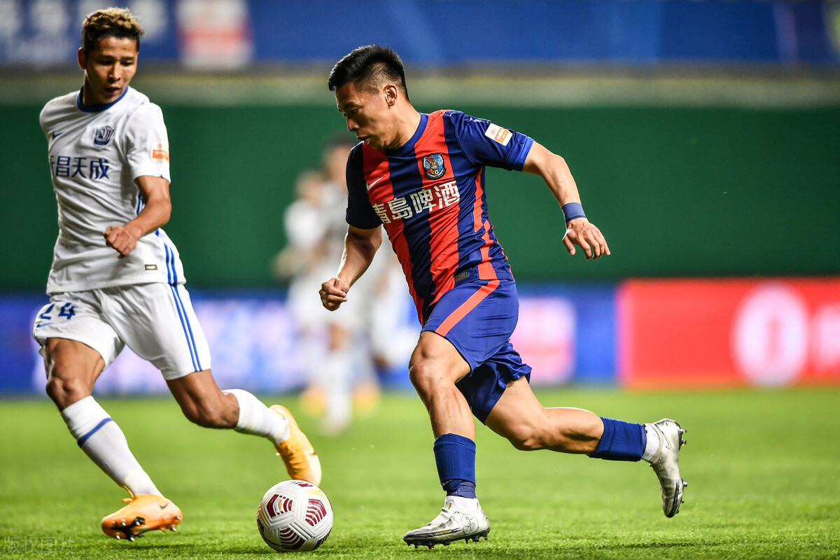 中超-青岛2-1沧州夺开门红 周俊辰拉多尼奇联袂建功