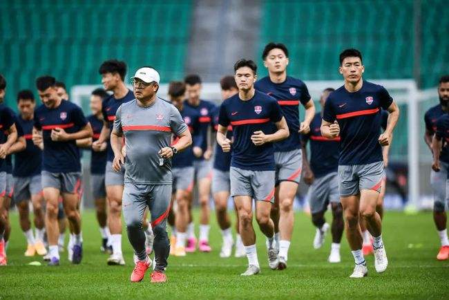 重庆力帆足球俱乐部「重庆力帆足球俱乐部队长」