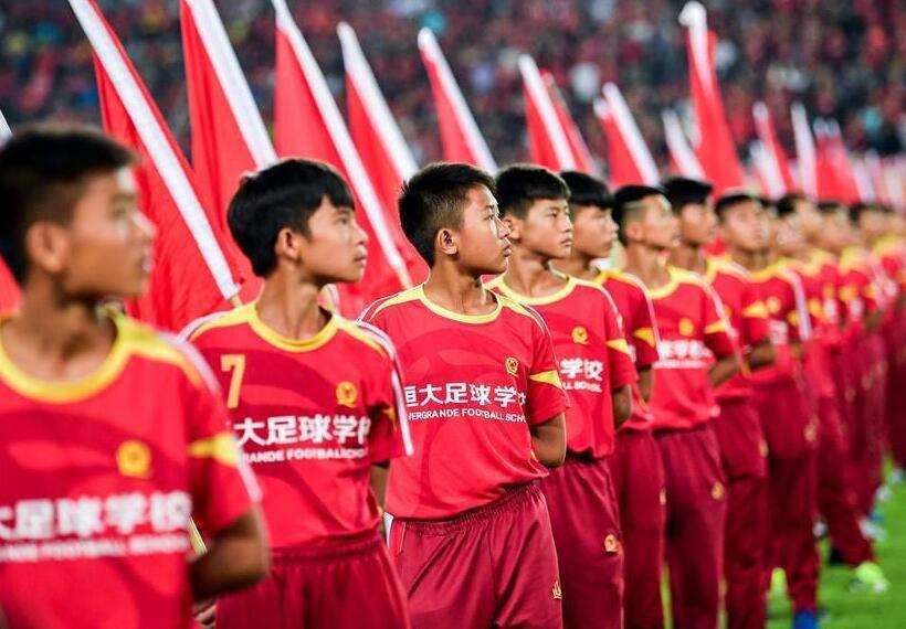 中国足球图片「中国足球图片壁纸」