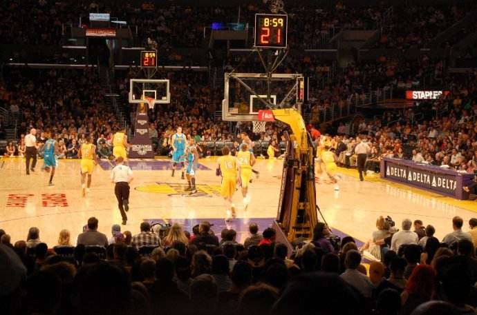 nba球赛「nba球赛多长时间」