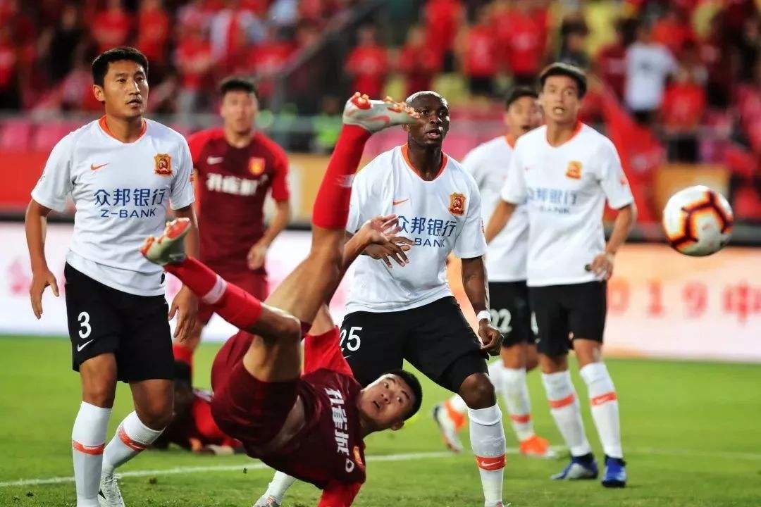 武汉卓尔vs上海申花「武汉卓尔VS上海申花 直播 2021」