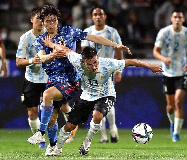 埃及足球队「埃及足球队和乌拉圭足球队」