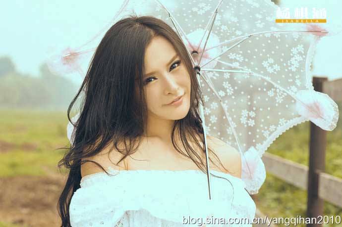 足球宝贝杨棋涵的简单介绍