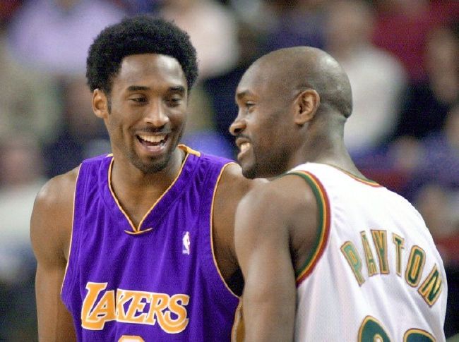 新浪nba直播「新浪NBA直播比较火那个是谁」