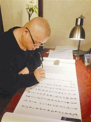 鞠说好看「鞠说好看黑豹是条狗」