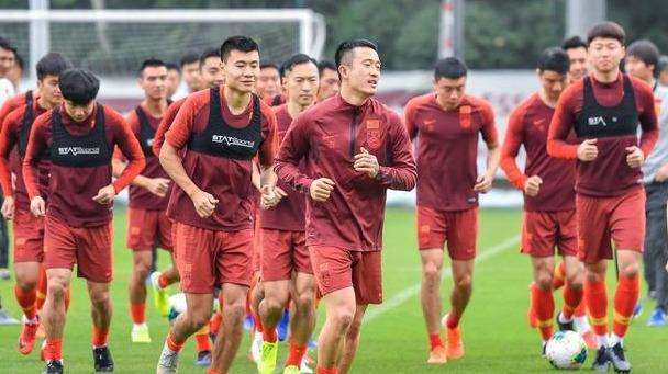 中国男足「中国男足世界排名2022最新排名」