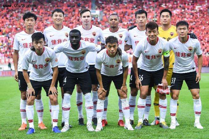 武汉卓尔足球俱乐部「武汉卓尔足球俱乐部最新消息」
