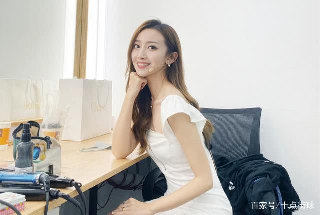 腾讯nba女主播小七「腾讯nba女主播小七微博」