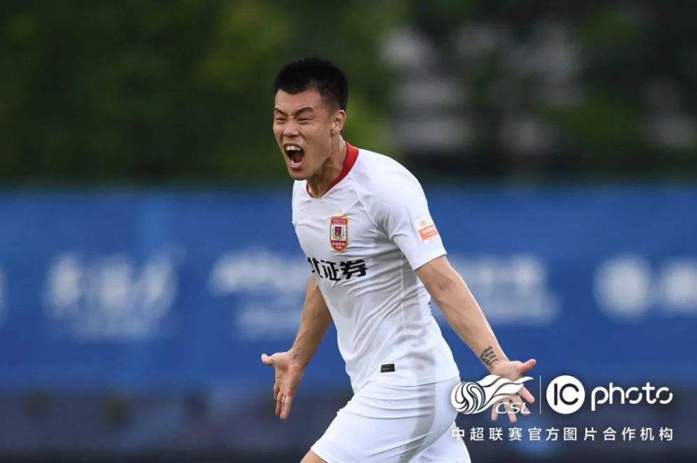 中超战报「中超战报比分今晚」