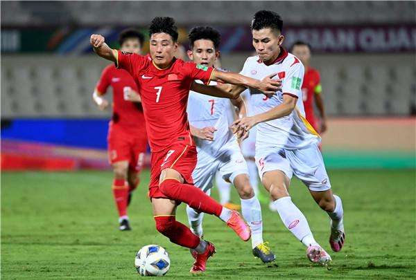 国足vs沙特「国足vs沙特阿拉伯图片」