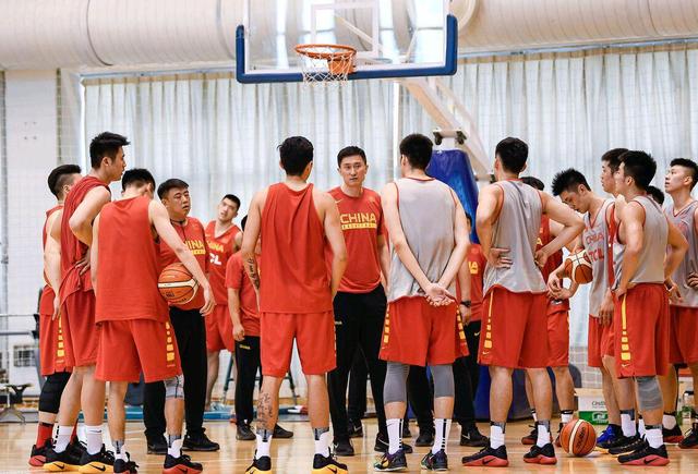 男篮国家队「男篮国家队球衣」