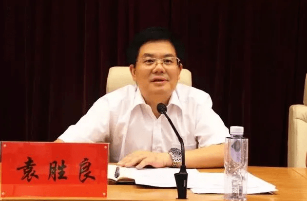 唐渊「唐渊渟为什么退役」