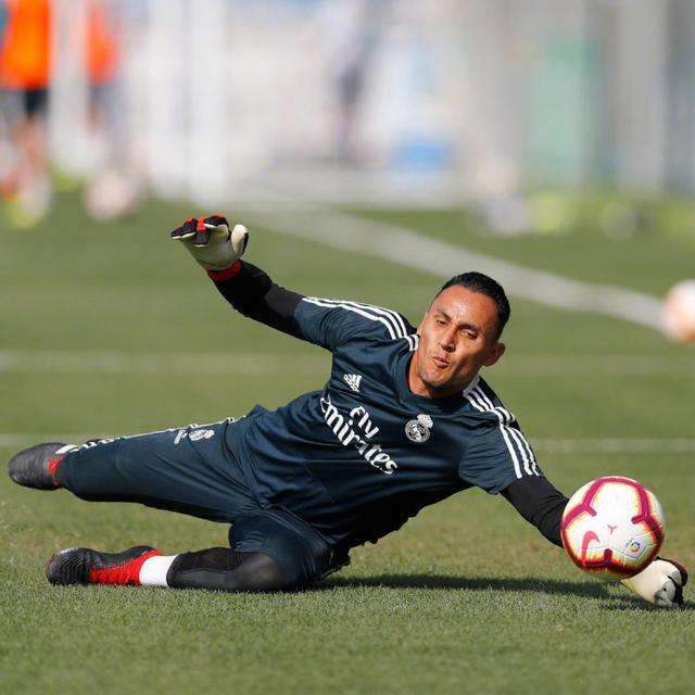纳瓦斯「纳瓦斯扑救集锦」