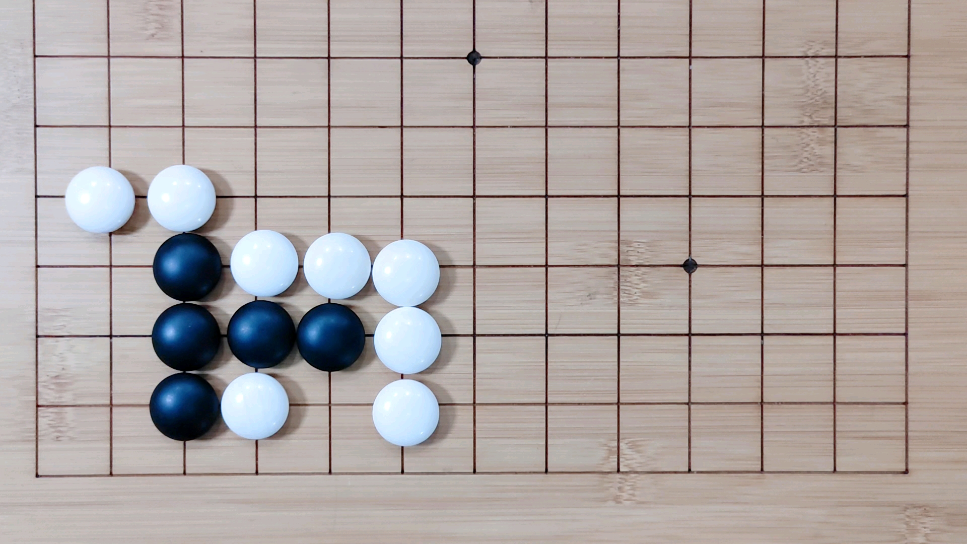 围棋视频「初学者怎样下围棋视频」